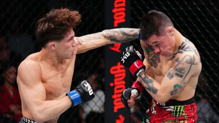 Brandon Moreno vs Lone'er Kavanagh